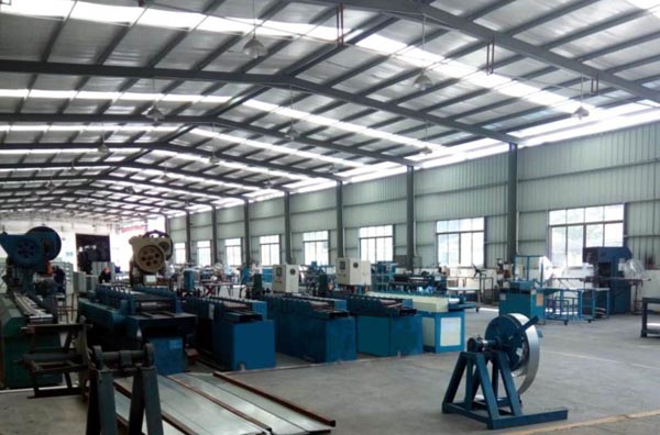 輥軋成型設(shè)備